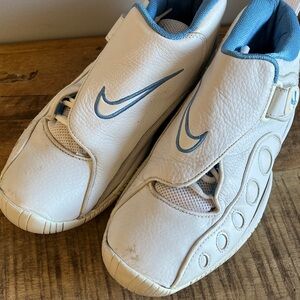 Vintage 1999 Nike Air size 9.5m(43)